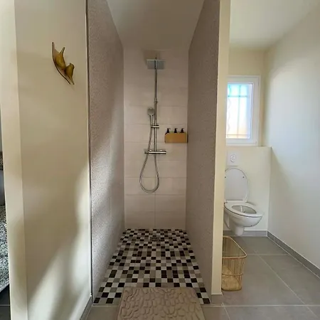 La Cahuete Maison Neuve, Borne Electrique, Terrain De Boules, Jardin Clos Prive 度假居 迪涅莱班