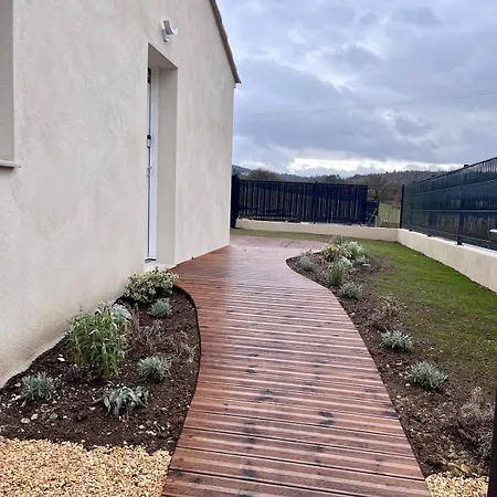 La Cahuete Maison Neuve, Borne Electrique, Terrain De Boules, Jardin Clos Prive * 迪涅莱班