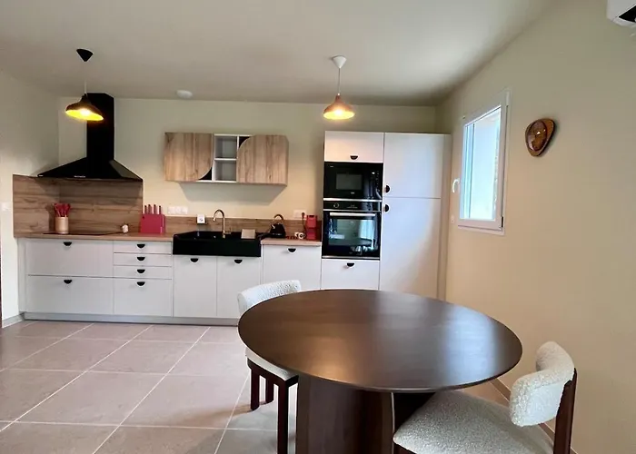 La Cahuete Maison Neuve, Borne Electrique, Terrain De Boules, Jardin Clos Prive Holiday home