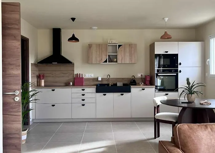 La Cahuete Maison Neuve, Borne Electrique, Terrain De Boules, Jardin Clos Prive *