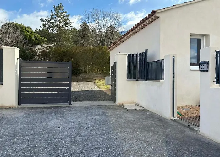 Holiday home La Cahuete Maison Neuve, Borne Electrique, Terrain De Boules, Jardin Clos Prive *