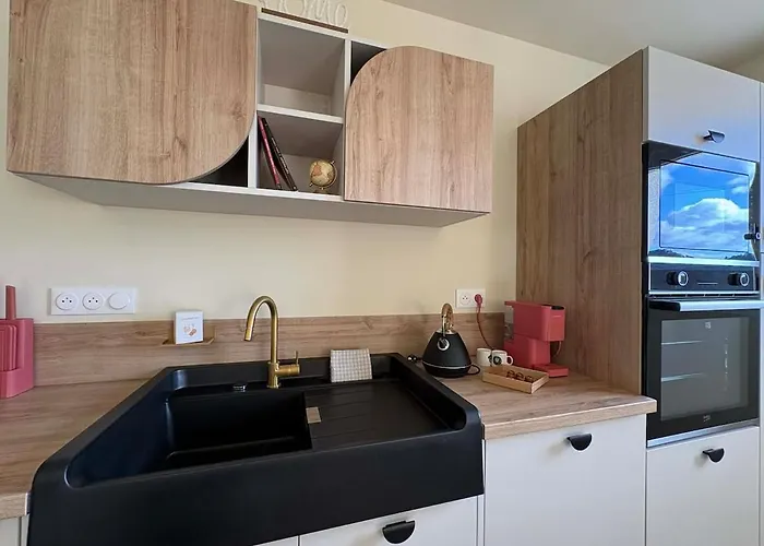 Holiday home La Cahuete Maison Neuve, Borne Electrique, Terrain De Boules, Jardin Clos Prive Digne-les-Bains